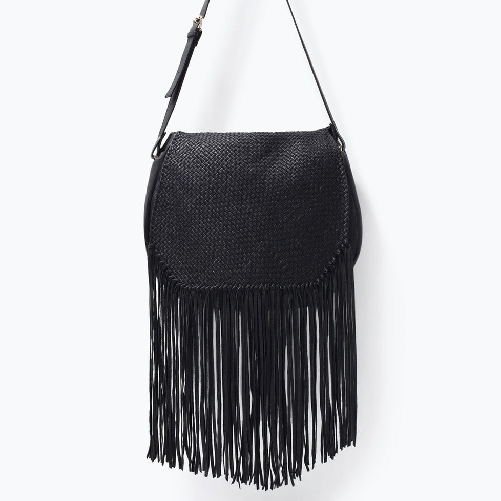 Kožená kabelka s třásněmi, Zara, 1199 Kč