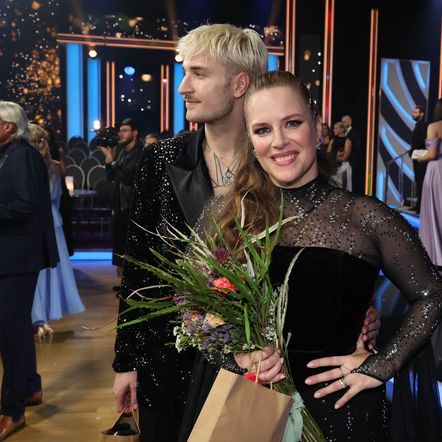 Vyřazený tanečník Hudlický promluvil o konci Petry Nesvačilové ve StarDance. Kdo o koho lámal hole? Vyřazený tanečník Hudlický promluvil o konci Petry Nesvačilové ve StarDance. Kdo o koho lámal hole?