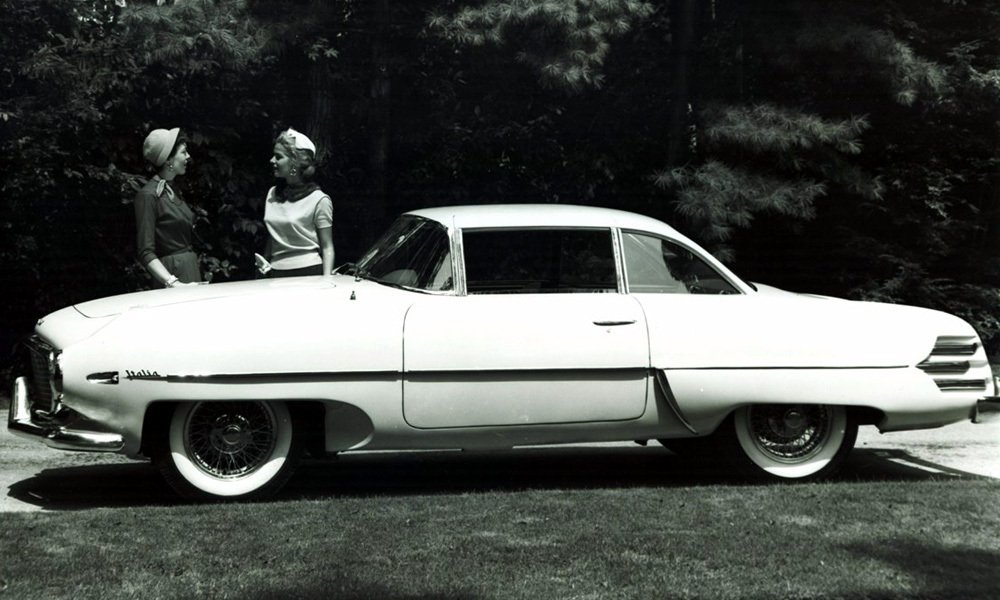 Většina vyrobených kupé Hudson Italia byla prodána v Jižní Kalifornii. Líbil se hlavně ženám.