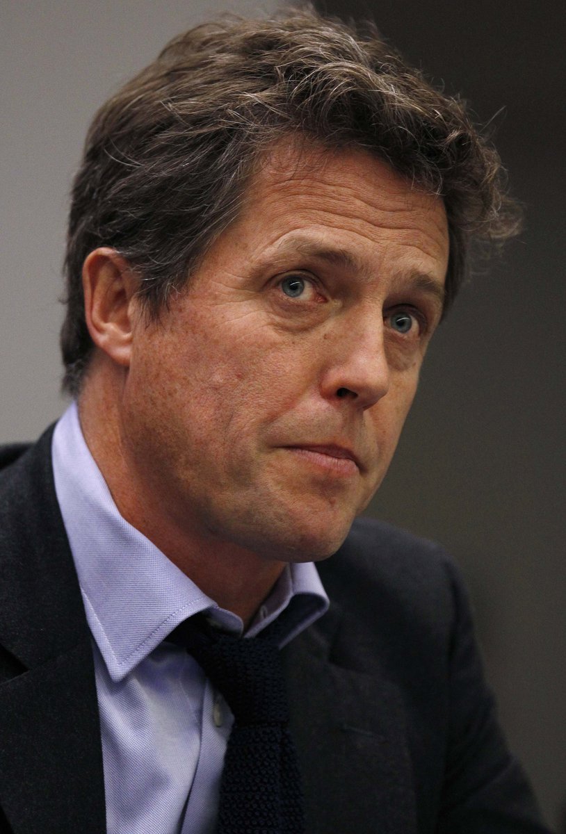 Hugh Grant dítě měsíc tajil