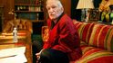 Hugh Hefner v roce 2010. Letos oslavil 90. narozeniny. Hugh Hefner v roce 2010. Letos oslavil 90. narozeniny.
