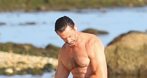 Wolverine Hugh Jackman by vám pořád nabančil, koukejte na ty svaly!