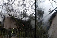 Tragický požár v Hukvaldech: V plamenech zemřel jeden člověk