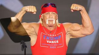 Zemřel Hulk Hogan. Svaly neměl pouze na těle, ale také v garáži. A nejen ty americké Zemřel Hulk Hogan. Svaly neměl pouze na těle, ale také v garáži. A nejen ty americké