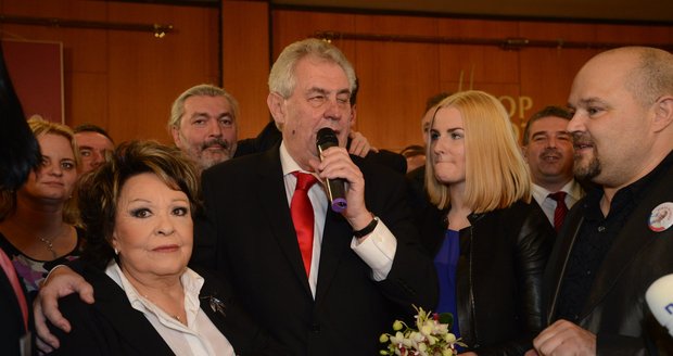 Hůlka podporoval Zemana už v prezidentské volbě. Podle svých slov jsou přátelé.