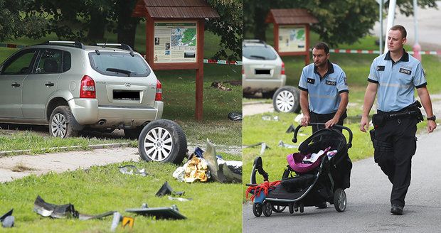 Tragédie v Humpolci: Auto smetlo kočárek se dvěma dětmi, chlapeček (†2) zemřel