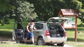 V Humpolci najelo auto do kočárku s dvěma dětmi, jedno zemřelo