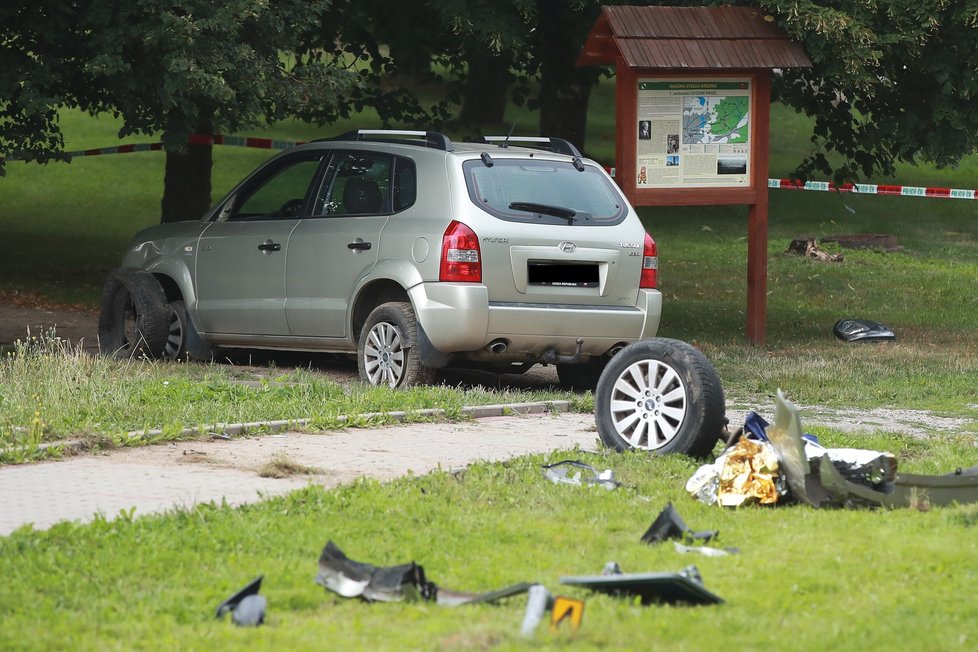 V Humpolci najelo auto do kočárku s dvěma dětmi, jedno zemřelo.