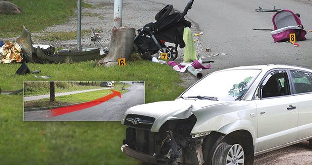 Kočárek letěl 40 metrů! Auto jelo 70 km/hod., říká svědek o nehodě v Humpolci, pří které zemřel chlapec (†2), holčička (1) je zraněná