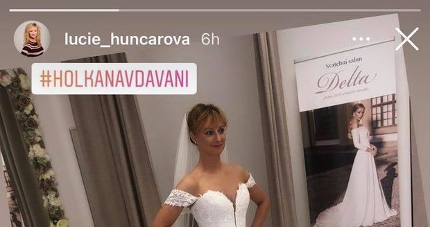 Lucie Hunčárová se bude vdávat.