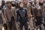 Jennifer Lawrence jako Katniss v čele revoluce