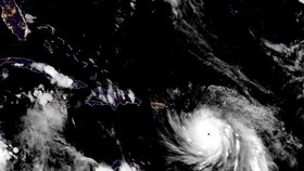 Bouře Maria nad Atlantským oceánem