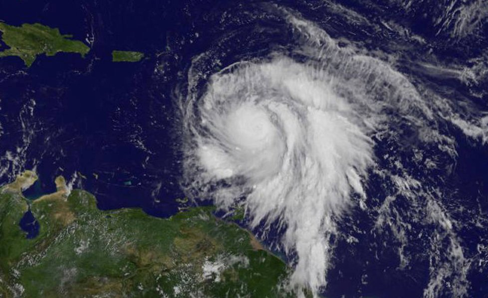 Bouře Maria nad Atlantským oceánem