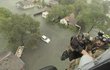 Na americký Texas udeřil Harvey. Z hurikánu se postupně stala tropická bouře doprovázená záplavami