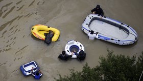 Americký Texas postihly mohutné záplavy kvůli tropické bouři Harvey.