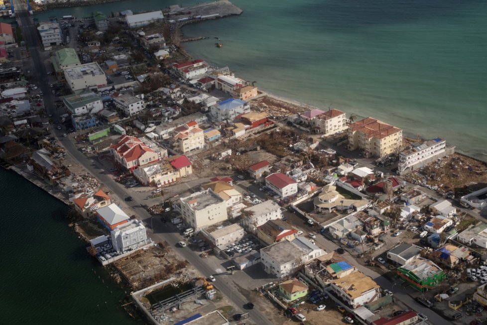 Zničená obydlí po hurikánu Irma