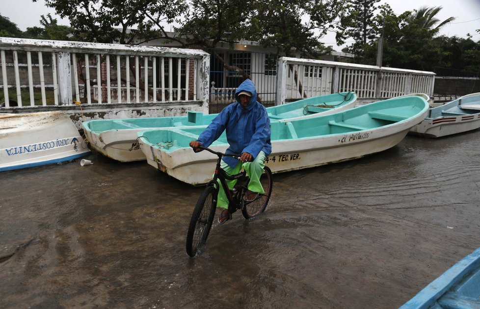 Hurikán Irma dál pustoší Karibik, zasáhl i Kubu.