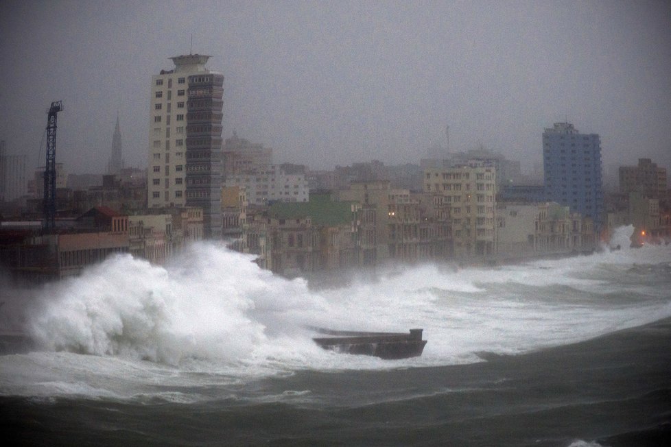Hurikán Irma na Kubě zapříčinil bleskové povodně.