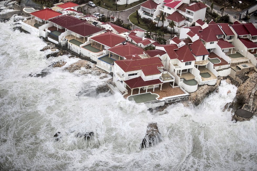 Řádění hurikánu Irma na ostrově St. Martin v Karibiku