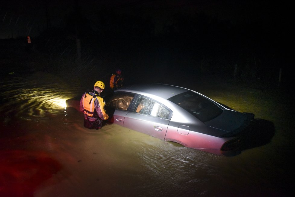 Hurikán Irma devastoval ostrovy v Karibiku. Postiženy byly tisíce lidí.