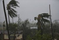 Hurikán Matthew má nejméně 140 obětí. Amerika evakuuje dva miliony lidí