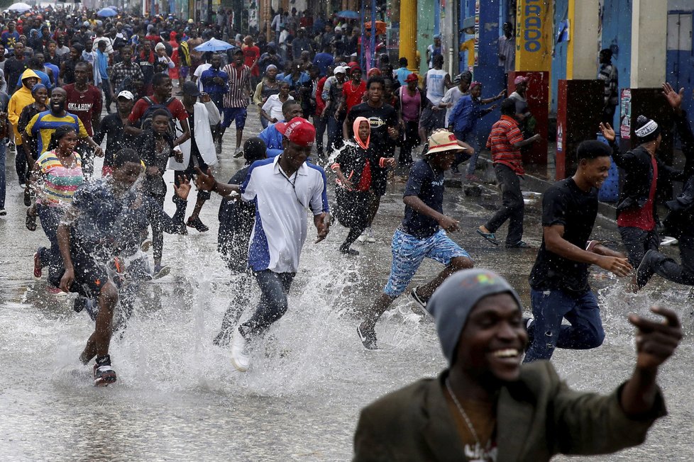 Následky hurikánu Matthew, který se přehnal přes Haiti a Bahamy.