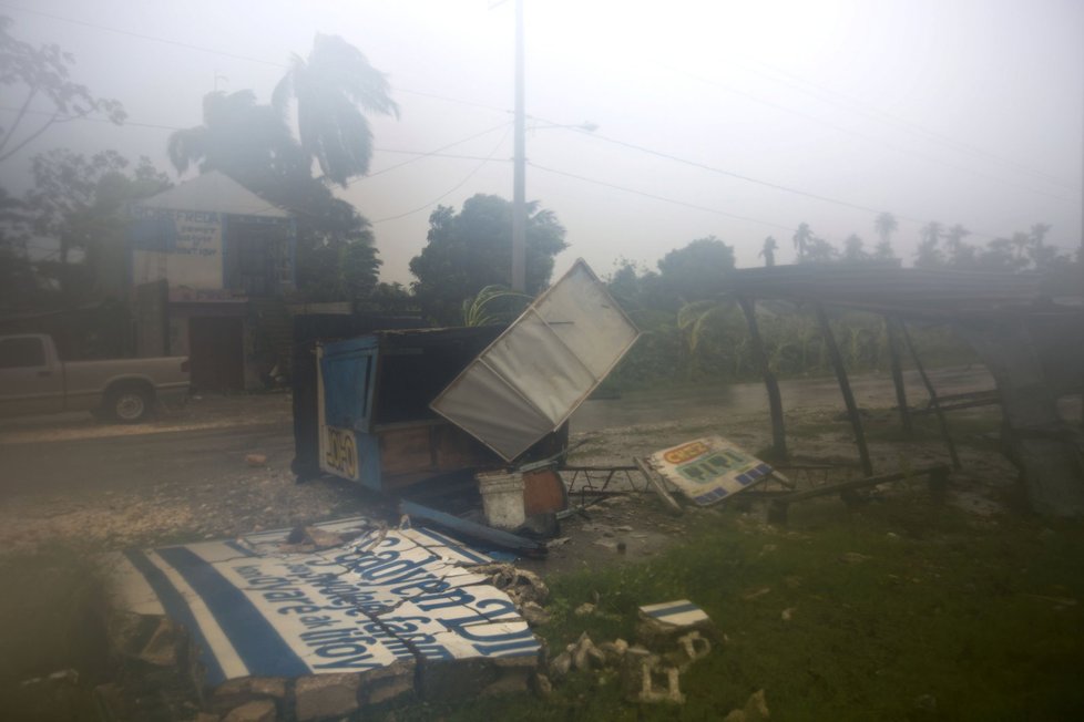 Následky hurikánu Matthew, který se přehnal přes Haiti a Bahamy.