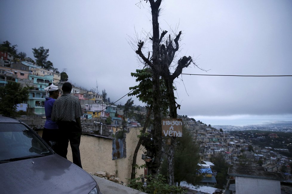 Hurikán Matthew: Blíží se k Haiti, na Kubě úřady evakuovaly statisíce lidí.