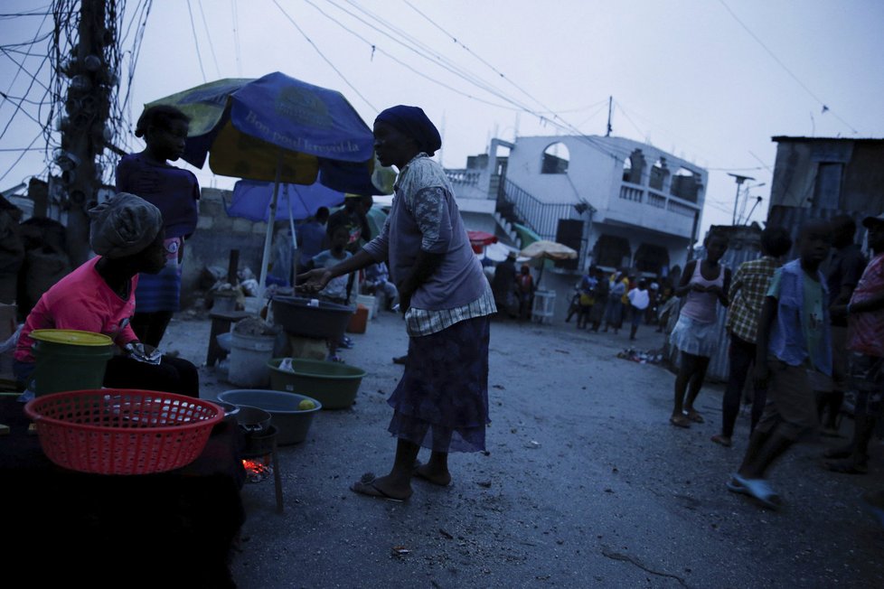 Hurikán Matthew: Blíží se k Haiti, na Kubě úřady evakuovaly statisíce lidí.