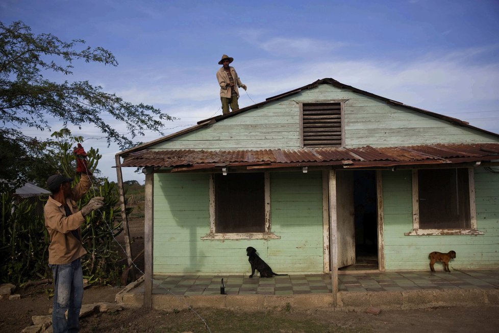 Hurikán Matthew: Blíží se k Haiti, na Kubě úřady evakuovaly statisíce lidí.