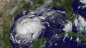 Hurikán Harvey míří na Texas.