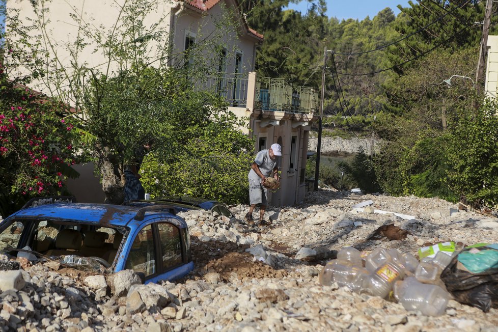Středomořský hurikán Ianos udeřil na Řecko