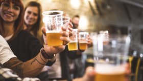 Češi patří v Evropě k těm, kteří nejvíce utrácejí za alkohol (ilustrační foto)