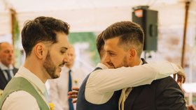 Jan Hušbauer (ANO), neúspěšný kandidát na primátora Prahy, oddával v minulsoti svého bratra a jeho partnera.