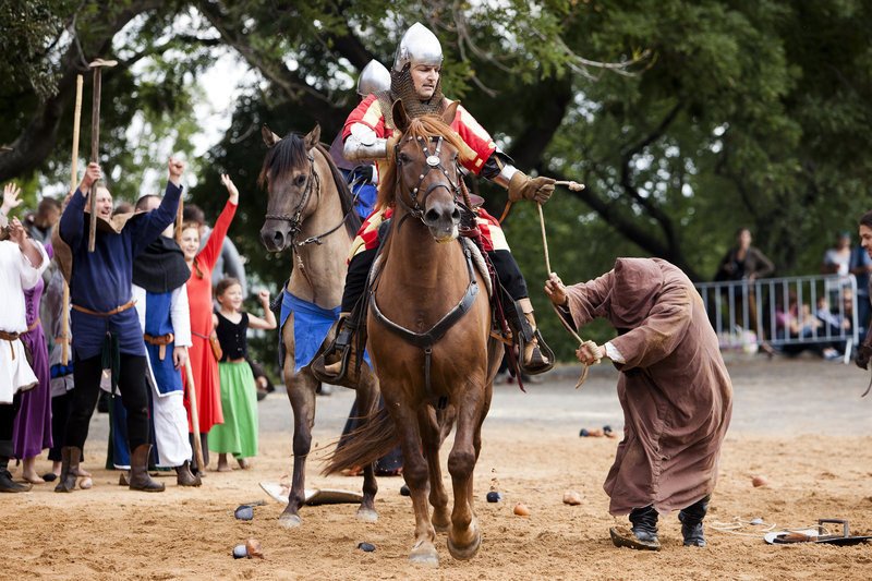 14. července 1420 proběhla na hoře Vítkov bitva mezi křižáky a pražskými husity. I když husitů bylo o poznání méně a byli i hůře vyzbrojeni, přesto město uhájili a křižáky rozprášili.