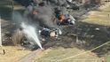 U Hustopečí nad Bečvou vykolejil nákladní vlak s cisternami převážející benzol, 15 z nich zasáhl požár U Hustopečí nad Bečvou vykolejil nákladní vlak s cisternami převážející benzol, 15 z nich zasáhl požár