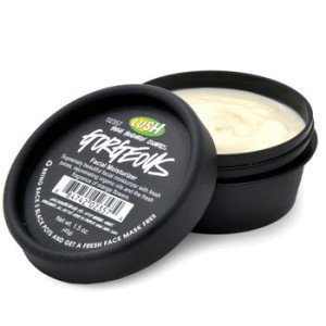 Pleťový krém Lush Georgeous, 1995 Kč (50 ml). Koupíte na www.lush.com.