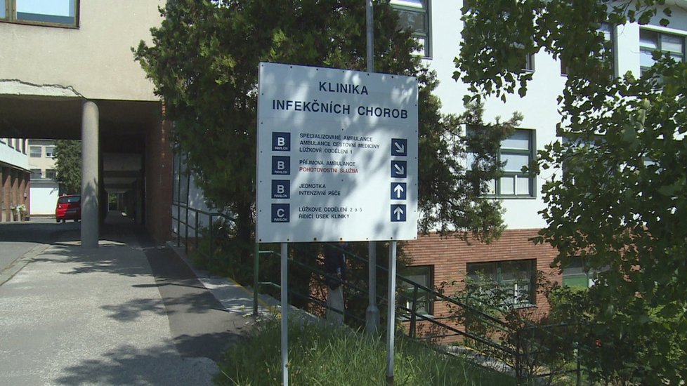 Klinika infekčních chorob Fakultní nemocnice v Brně. Letos tady kvůli podezření na žloutenku typu A vyšetřili stovky osob.