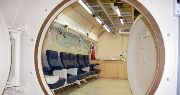 Nemocnice v Ostravě nabízí unikát: Hyperbarickou komoru! Odvézt ji ale nebude "sranda"