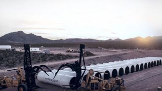 Hyperloop zvládl první test, rozjel se na zlomek plánované rychlosti