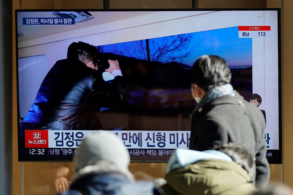Kim Čong-un se zúčastnil zkušebního odpalu hypersonické střely