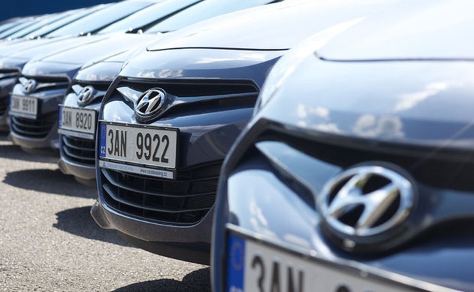 Hyundai dodá 300 vozů České poště