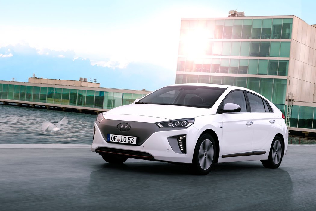 hyundai elektromobil hybrid novemodely zelenaauta