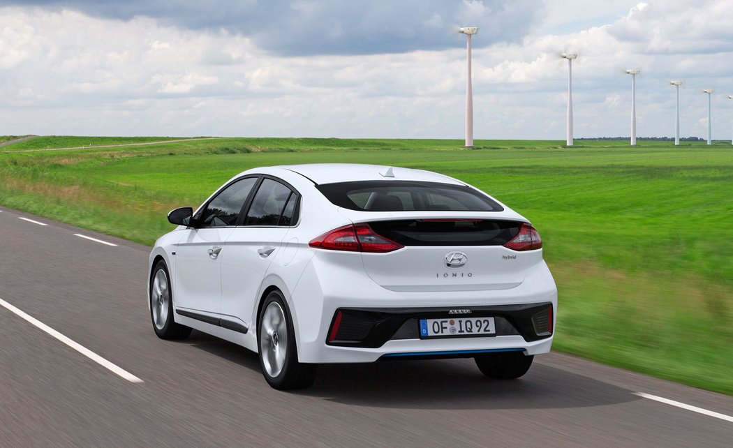 hyundai elektromobil hybrid novemodely zelenaauta