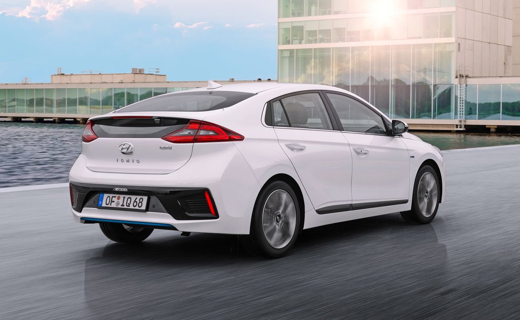 hyundai elektromobil hybrid novemodely zelenaauta