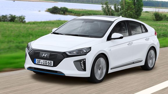 Hyundai Ioniq: Na českém trhu od 699.990 Kč