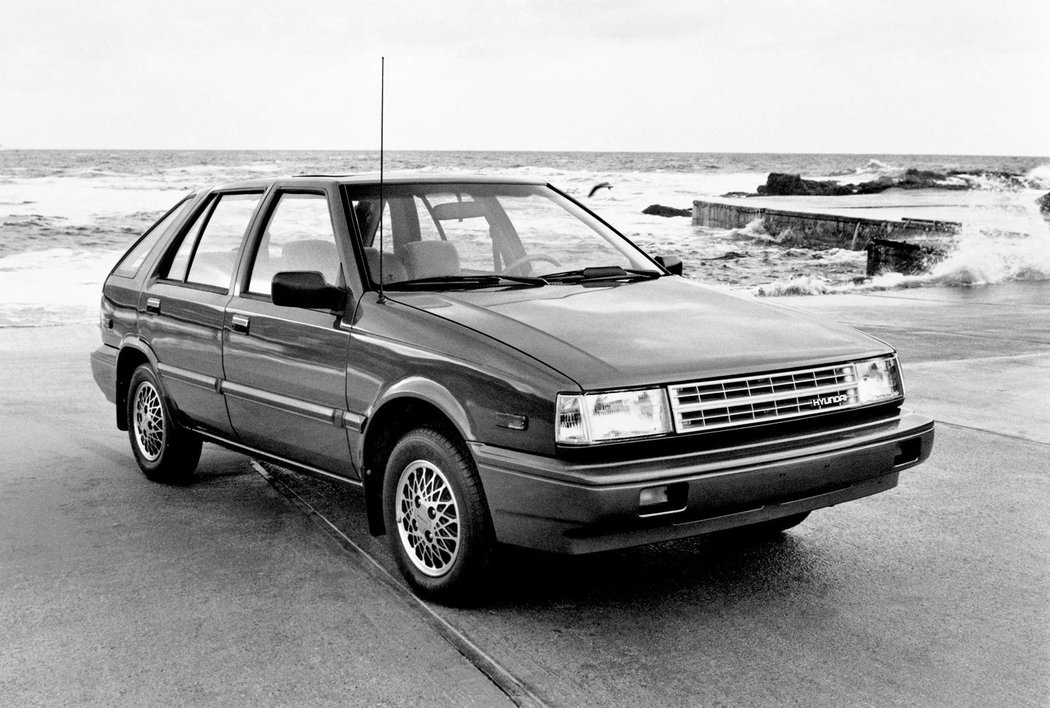 Hyundai Excel 5-door (1987-1989)