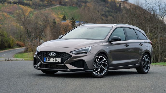 Hyundai i30 kombi N Line Premium 1.5 T-GDI DCT Hyundai i30 kombi N Line Premium 1.5 T-GDI DCT