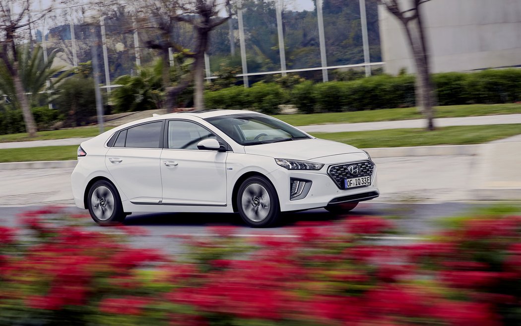 Hyundai Ioniq