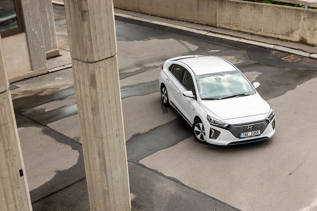 Hyundai Ioniq PHEV